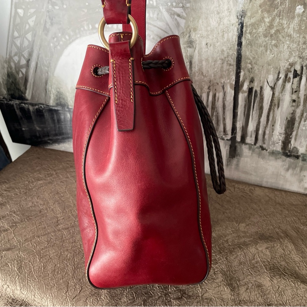 ❤️🤍💙Dooney & Bourke Hattie Drawstring Florentine Leather Shoulder Bag - Picture 3 of 16